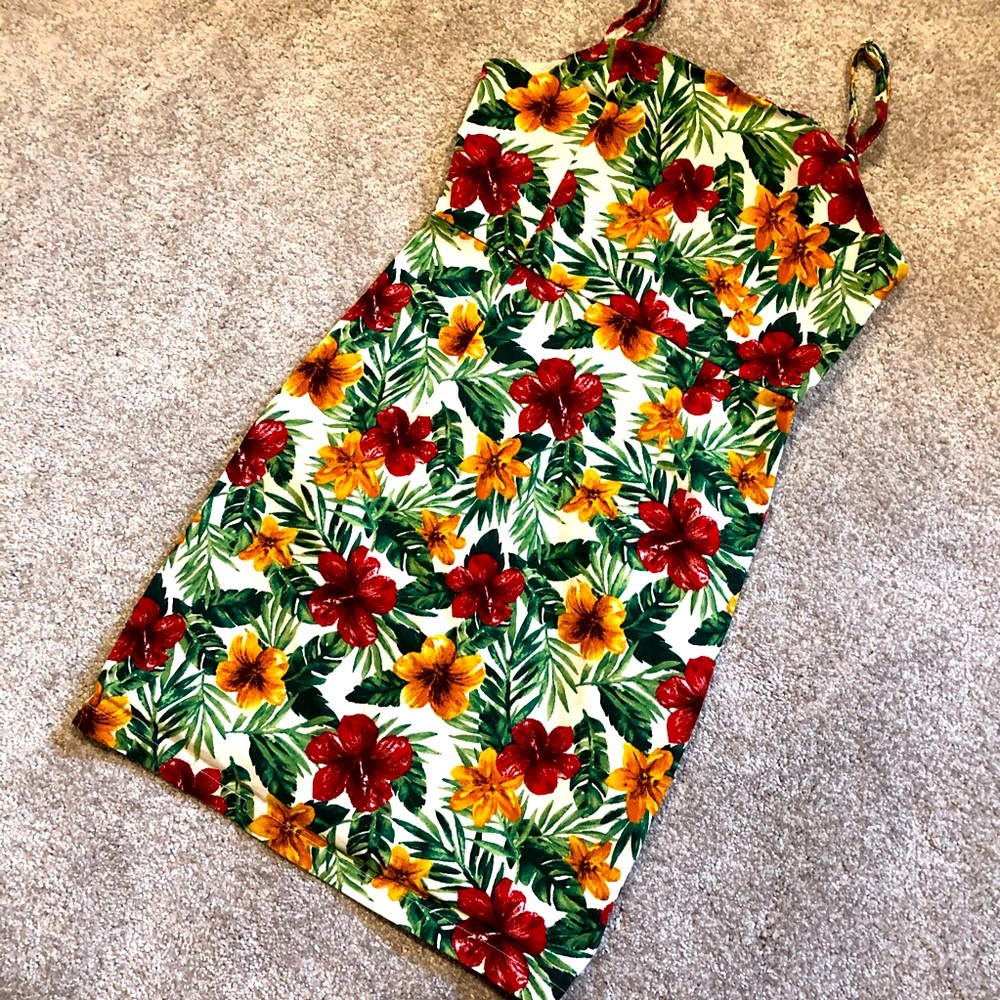 Forever 21 Tropical Bodycon Dress